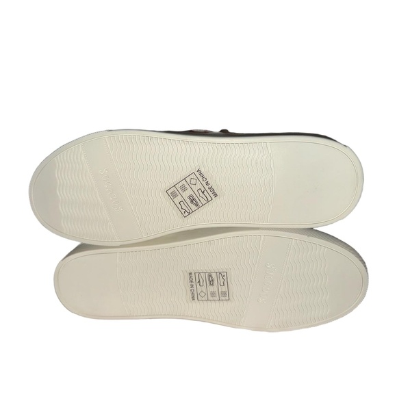 NWT Soludos Womens Sneakers Size 9 Red Off-White Striped Canvas Lace Up Casual - Picture 3 of 4